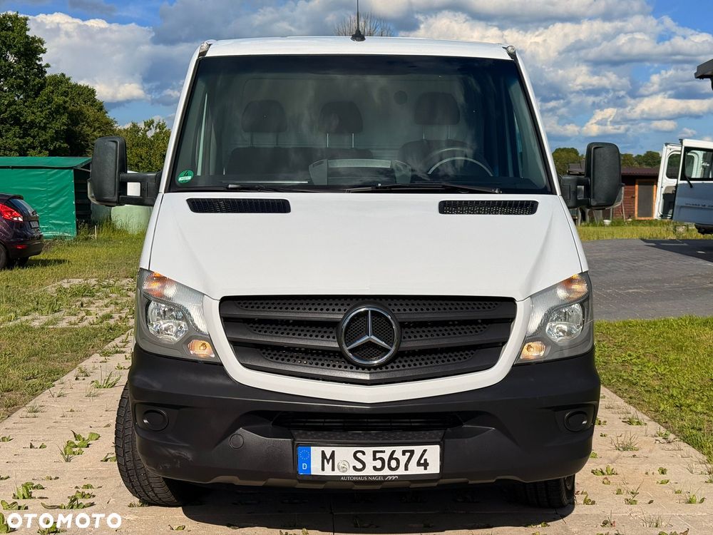 Mercedes-Benz Sprinter - 4