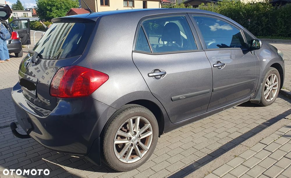 Toyota Auris 1.6 VVT-i Premium - 4