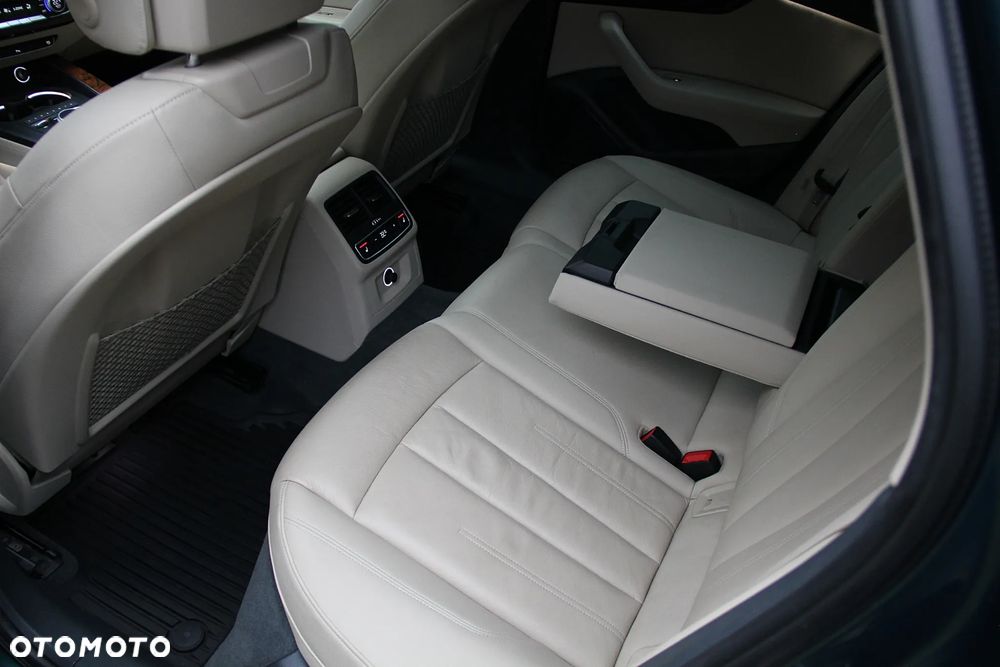 Audi A4 Limousine 2.0 TFSI quattro S tronic sport - 36