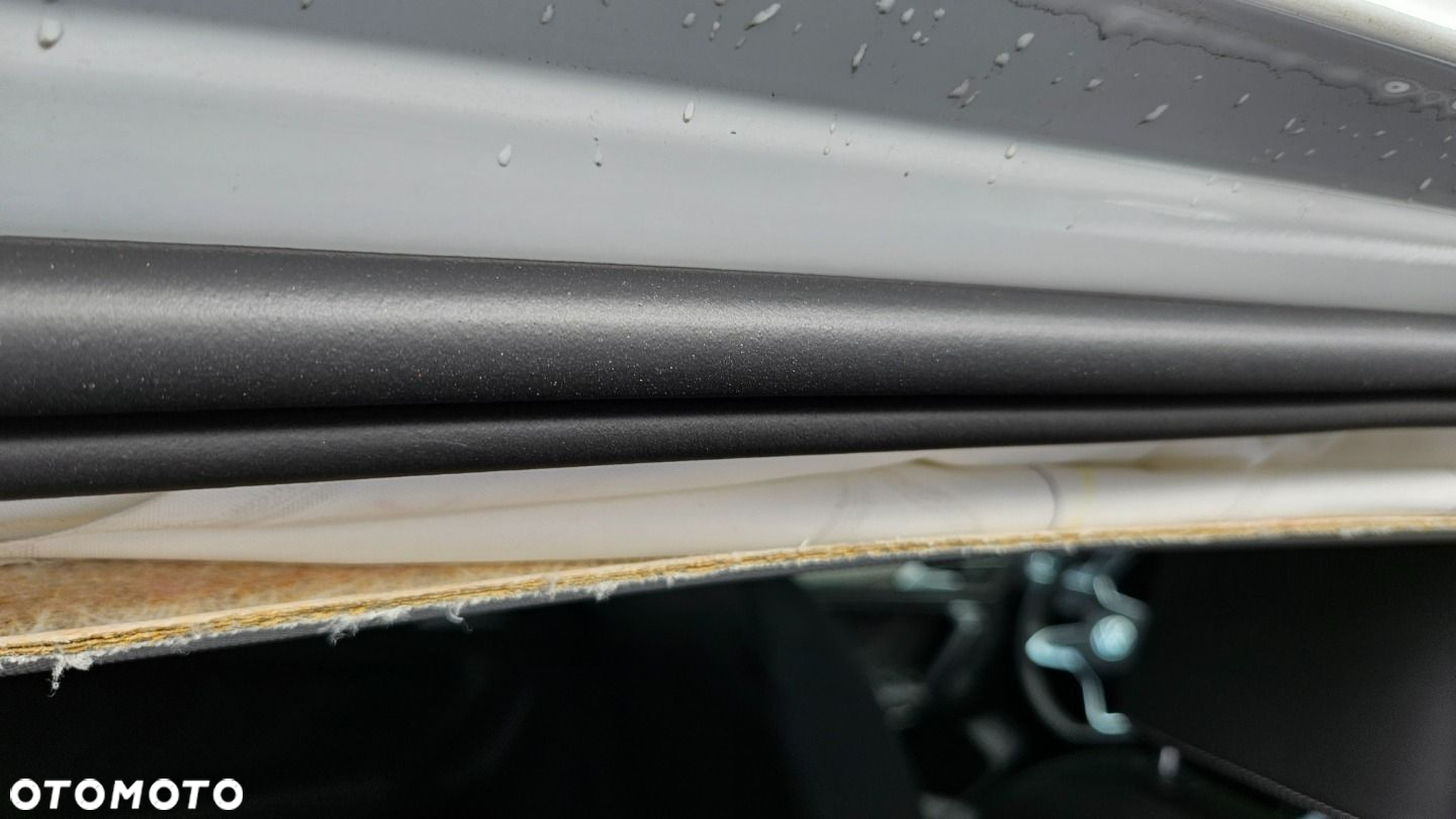 Volkswagen Tiguan - 33
