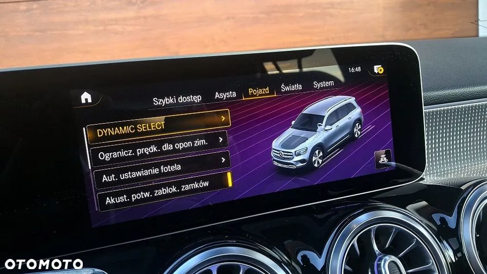 Mercedes-Benz GLB 250 4-Matic Progressive 8G-DCT - 19