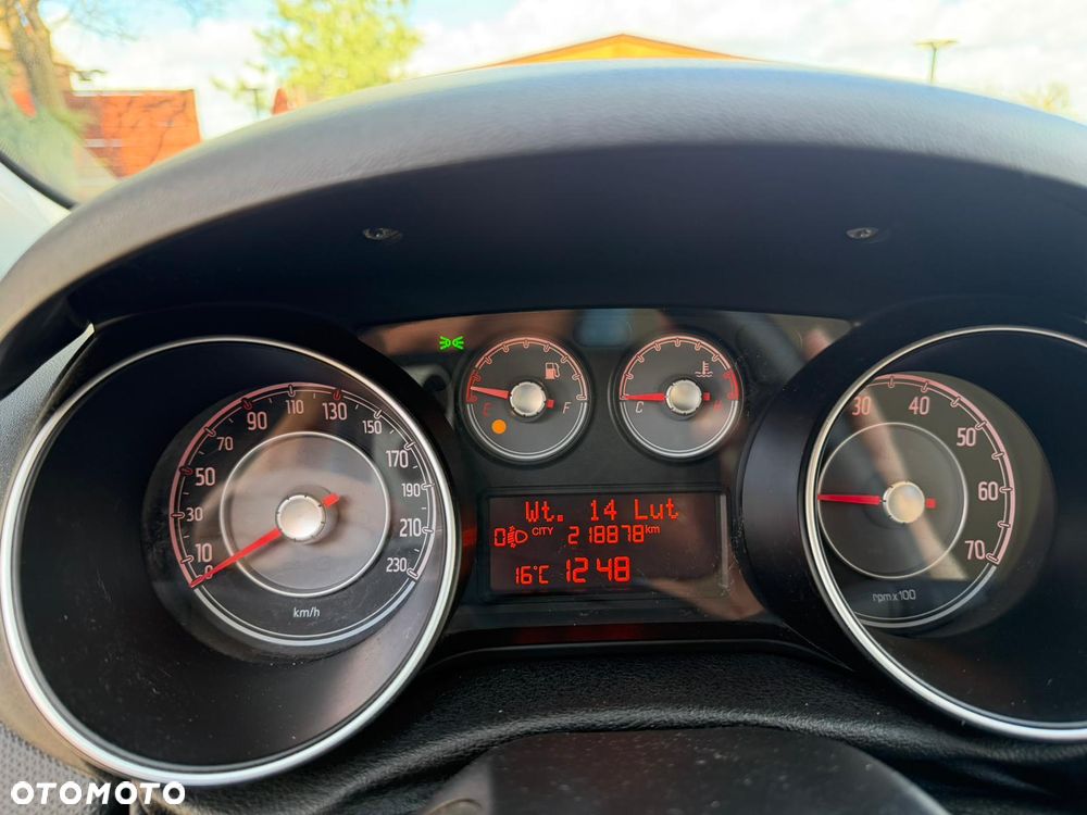 Fiat Punto 1.2 Young - 16