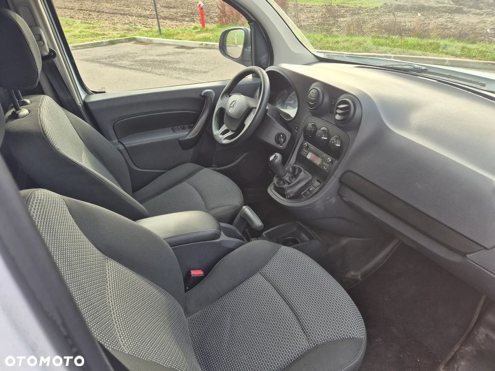 Mercedes-Benz Citan Kombi 415.703 - 7