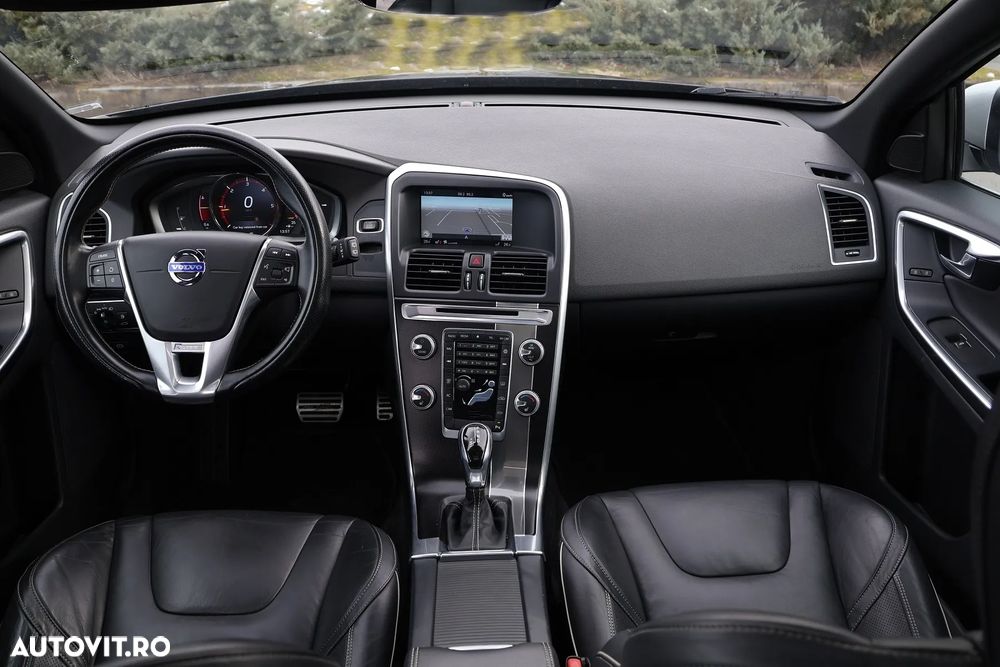 Volvo XC 60 D4 AWD Geartronic RDesign - 4