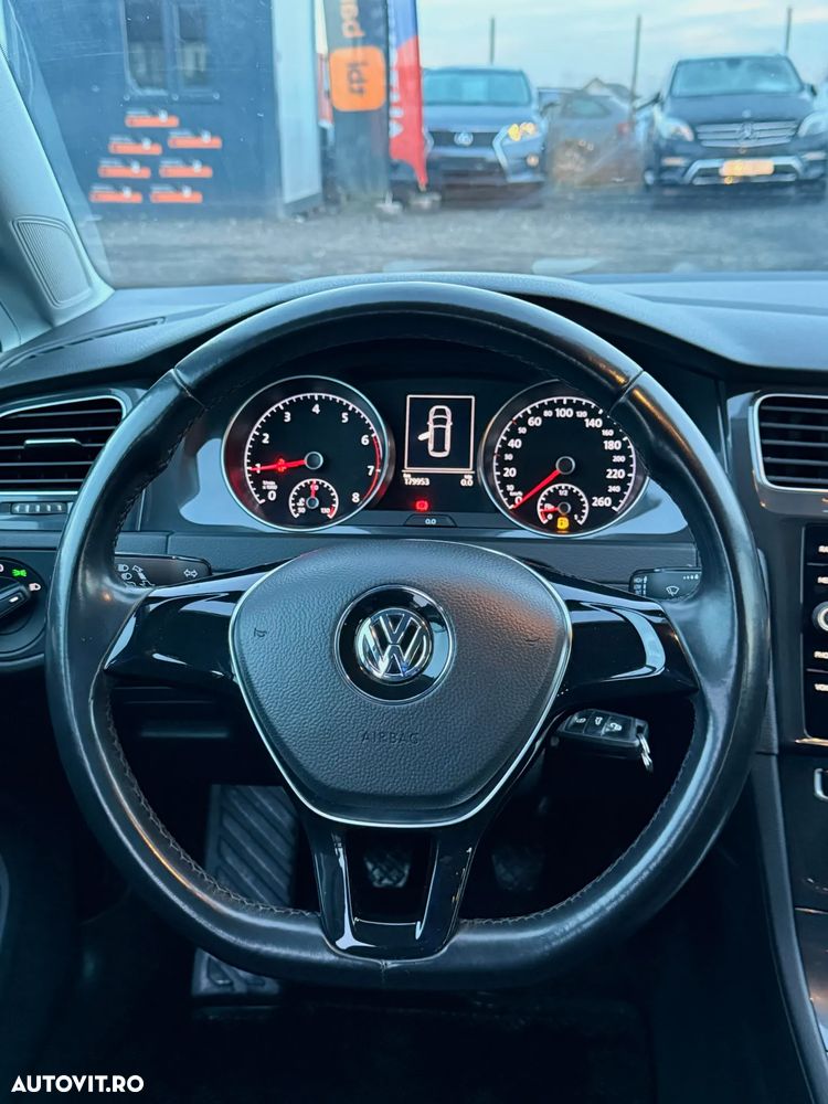 Volkswagen Golf 1.0 TSI OPF Comfortline - 11