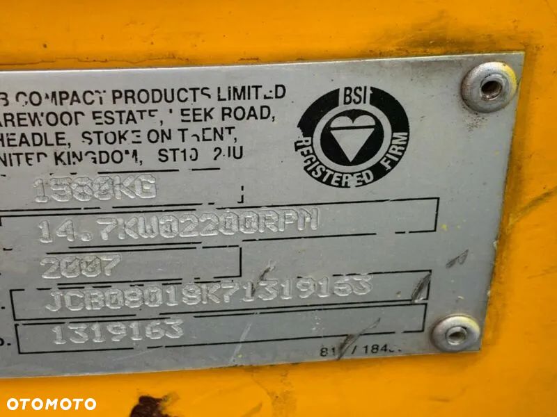 JCB 8018 - 7