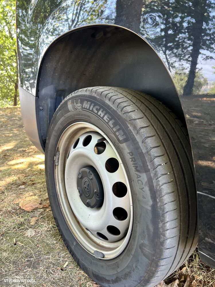 Toyota Proace City 1.5 L2 Exclusive - Versão Longa - Full Histórico - 18