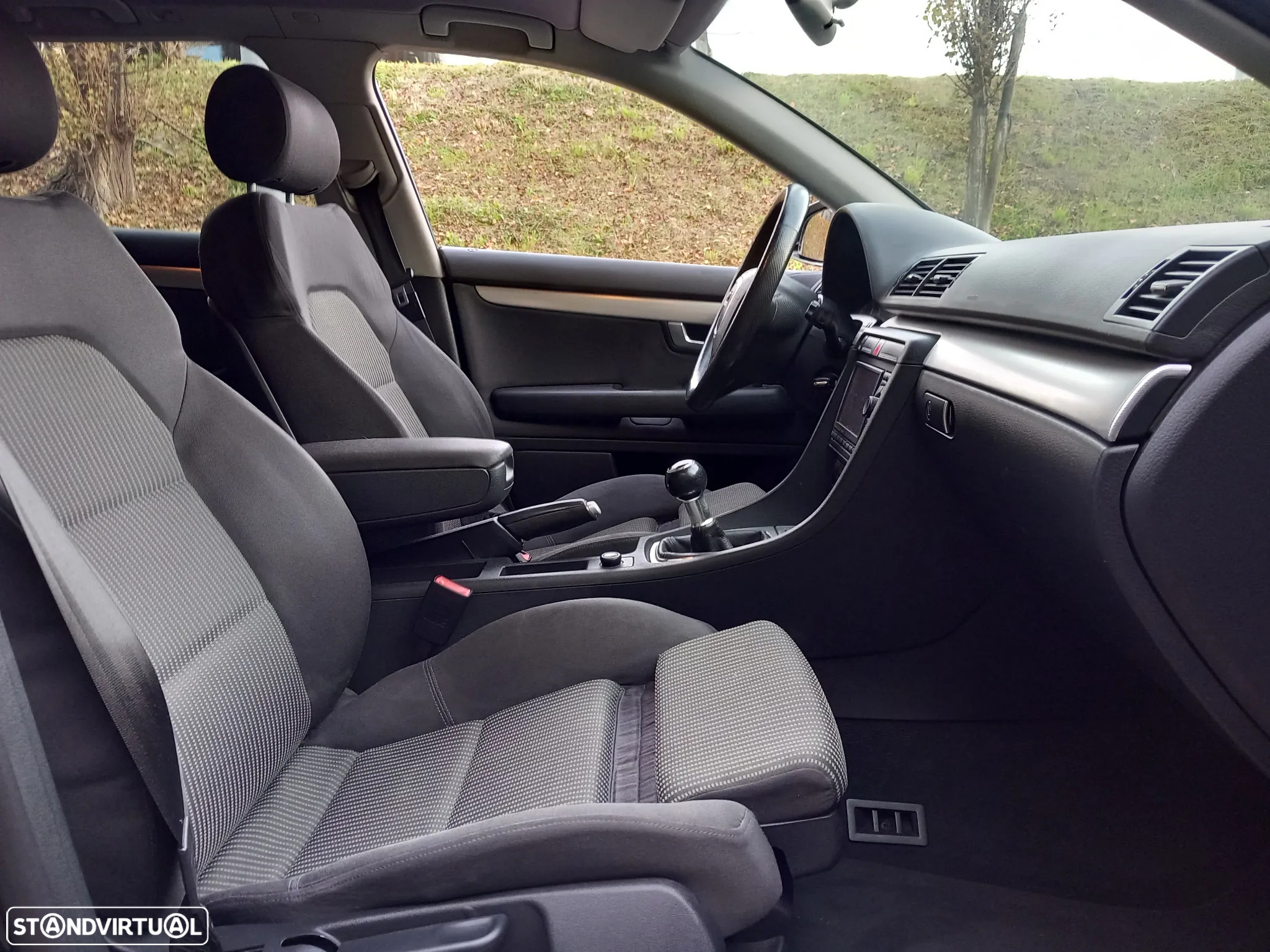 Audi A4 Avant 2.0 TDI S-line - 8
