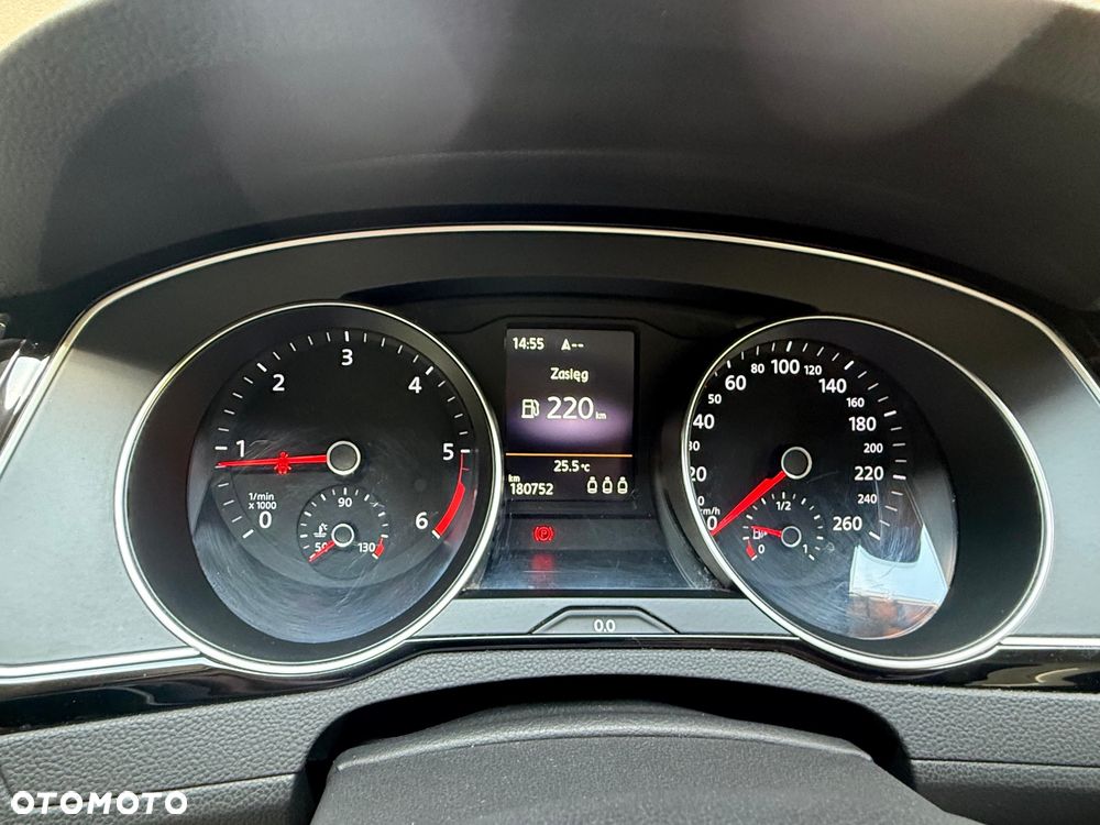 Volkswagen Passat 2.0 TDI BMT Highline - 7