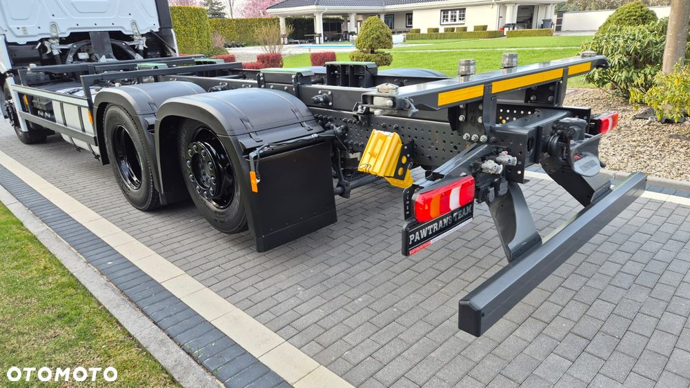 Mercedes-Benz MERCEDES-BENZ///ACTROS/// BIG SPACE///2022///BDF/// NOWY///NIE UŻYWANY/// JEDYNE 12 TYŚ KM///SALONKA/// KAMERY///VIRTUAL COCPIT///FULL LED///STAN JAK NOWY. - 25