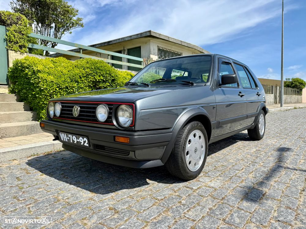 VW Golf 1.3 GL - 27