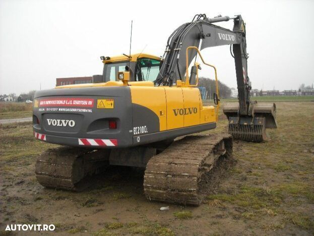 Dezmembram excavator volvo ec210 - 1