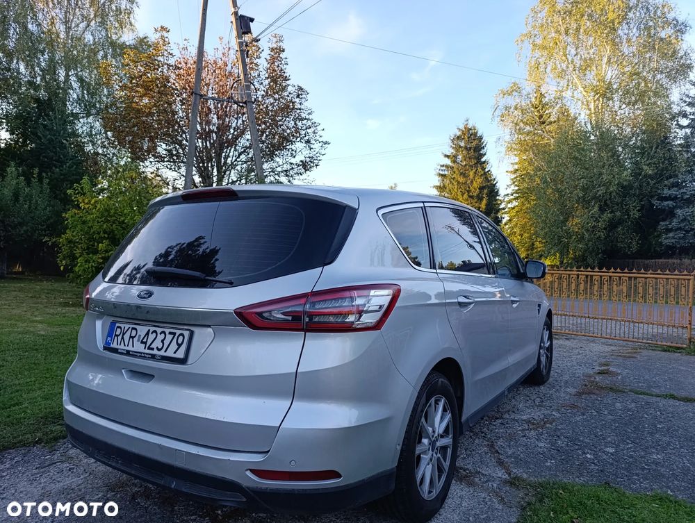 Ford S-Max - 8