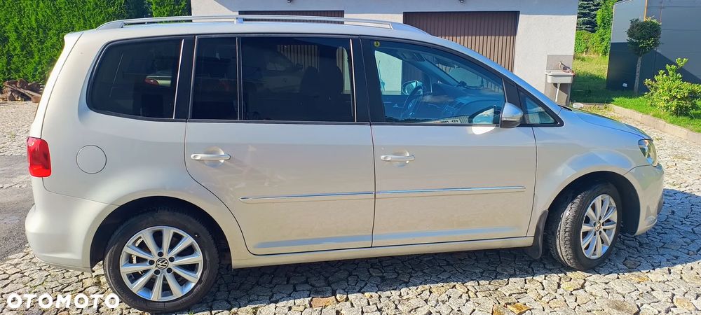 Volkswagen Touran 1.4 TSI Highline DSG - 10