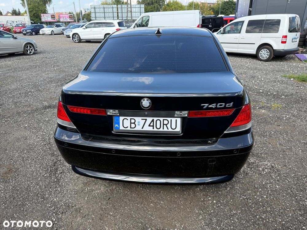 BMW Seria 7 740d - 5