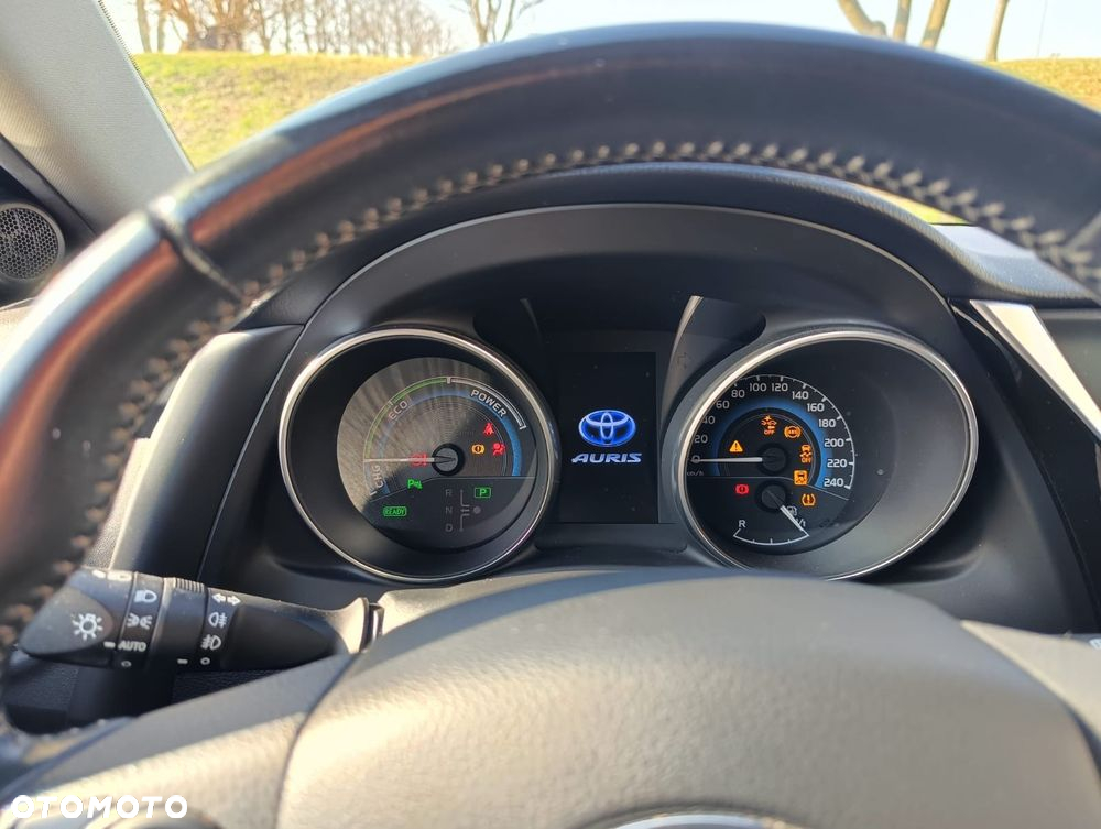 Toyota Auris Hybrid 135 Comfort - 14