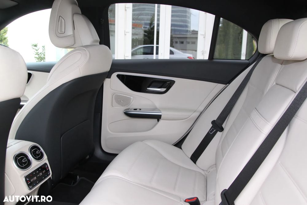 Mercedes-Benz C 300 d MHEV 4MATIC - 19