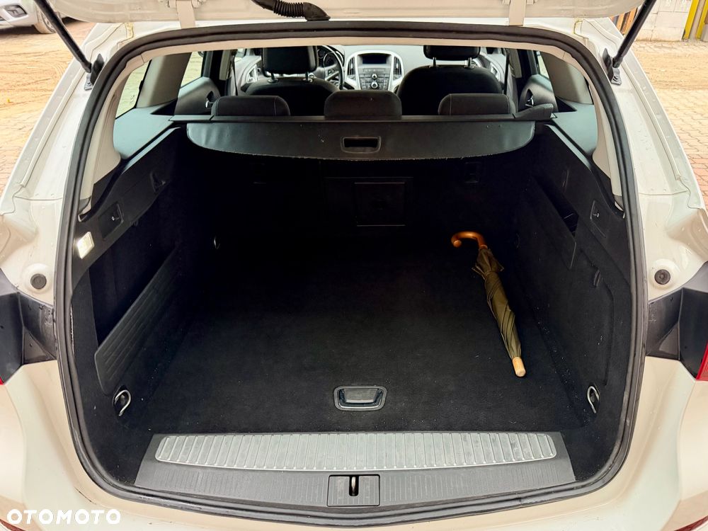 Opel Astra 1.4 Turbo Edition Sport - 24