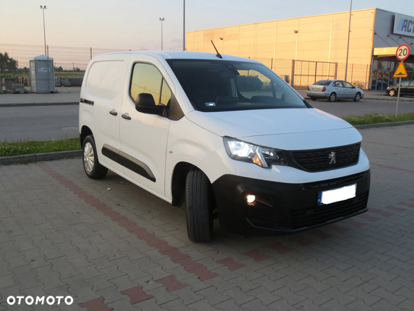 Peugeot PARTNER Niski przebieg 3 OSOBY salon POLSKA
