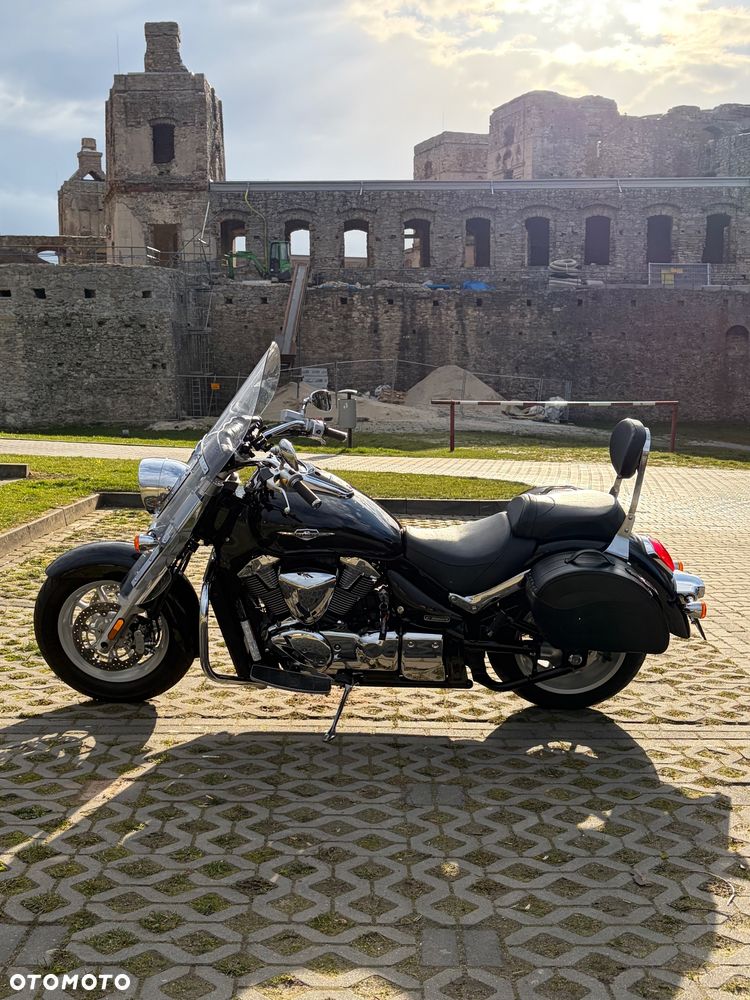 Suzuki Intruder - 5