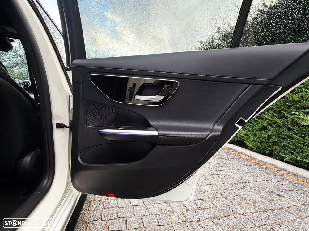 Mercedes-Benz C 220 d Station 9G-TRONIC AMG Line - 24