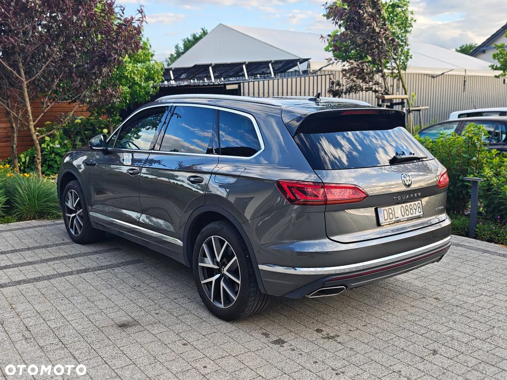 Volkswagen Touareg 3.0 V6 TFSI Plug-In Hybrid 4Mot Atmosphere - 4