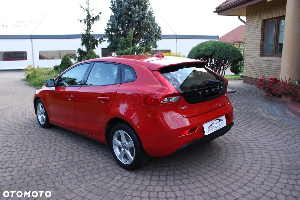 Volvo V40 D2 Momentum - 6