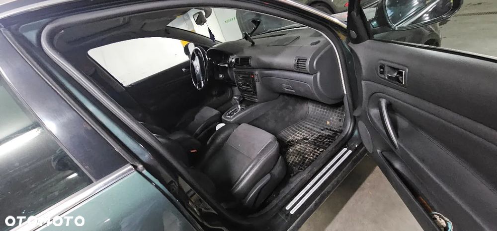 Volkswagen Passat - 6