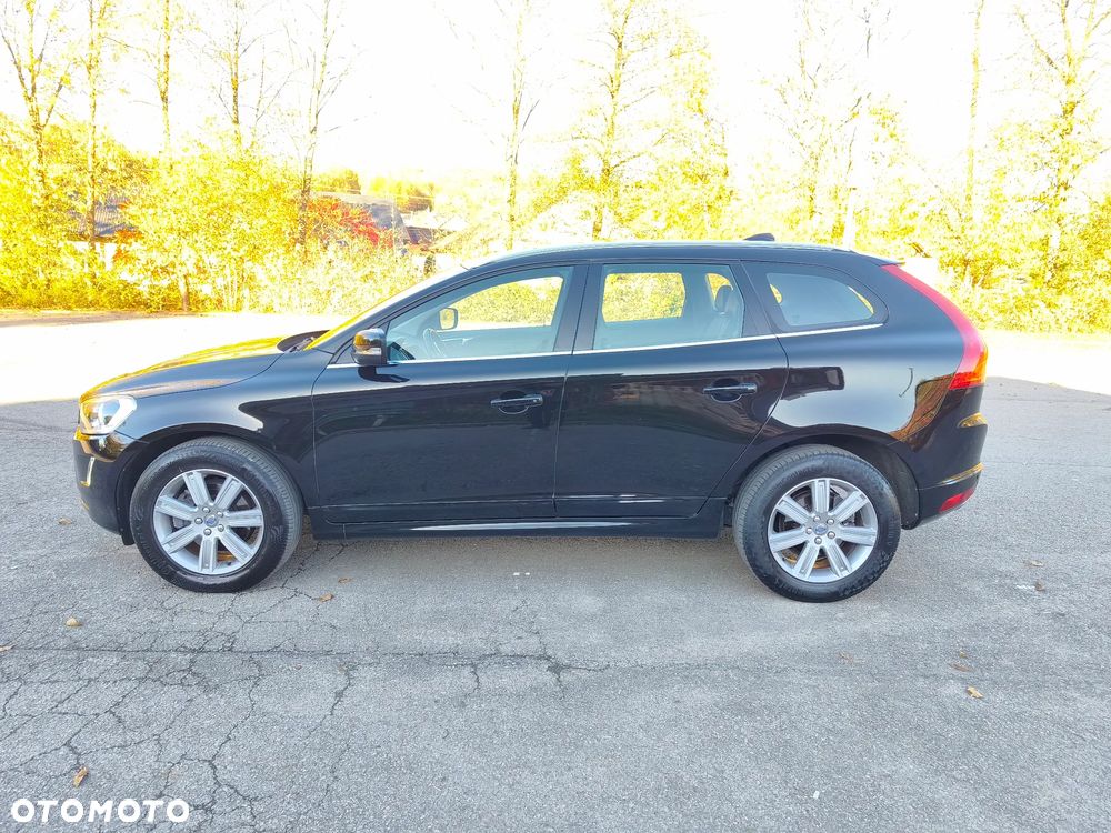 Volvo Xc60 2017 photo 2
