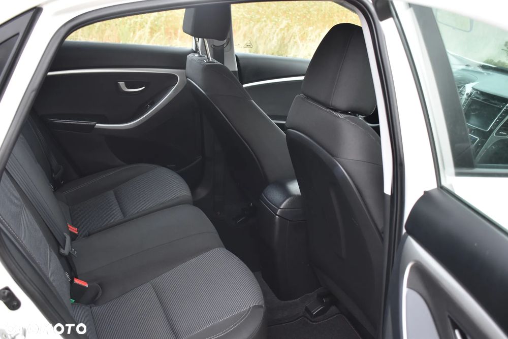 Hyundai i30 1.4 Fifa World Cup Edition - 23