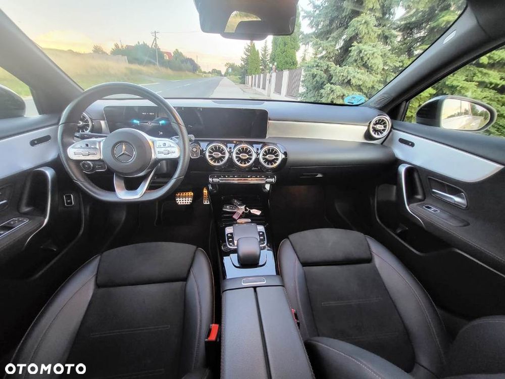 Mercedes-Benz Klasa A 200 AMG Line 7G-DCT - 9