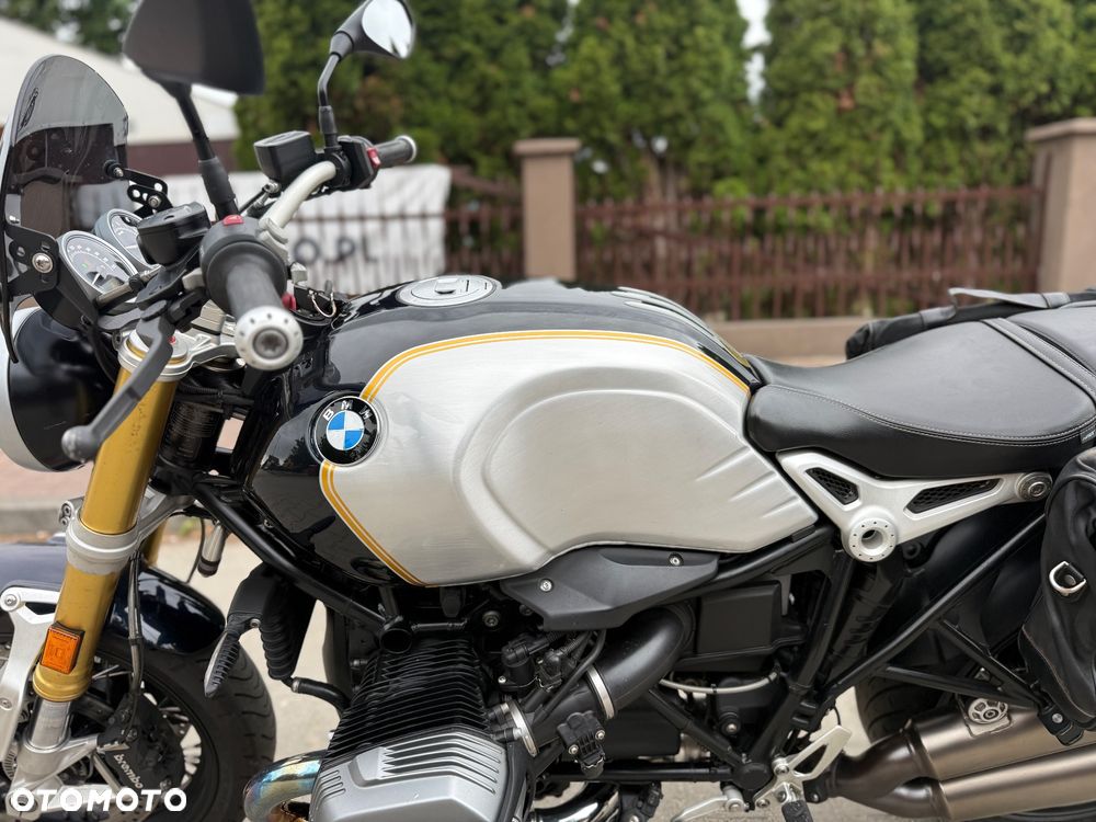 BMW R - 18