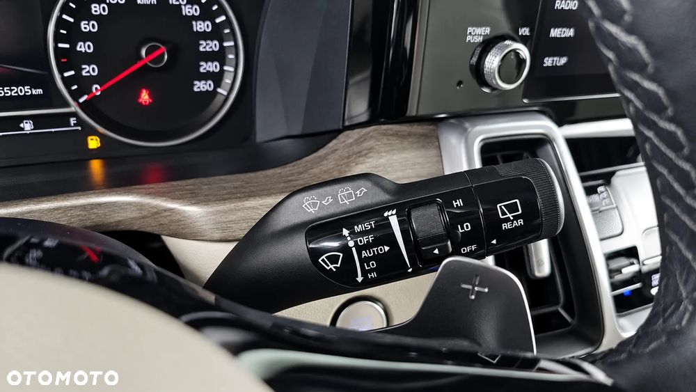 Kia Sorento - 8