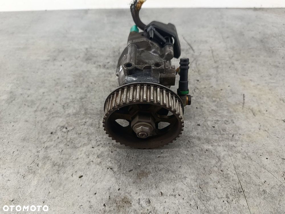 POMPA WTRYSKOWA RENAULT CLIO III 8200423059-A  8200057225 DELPHI - 6