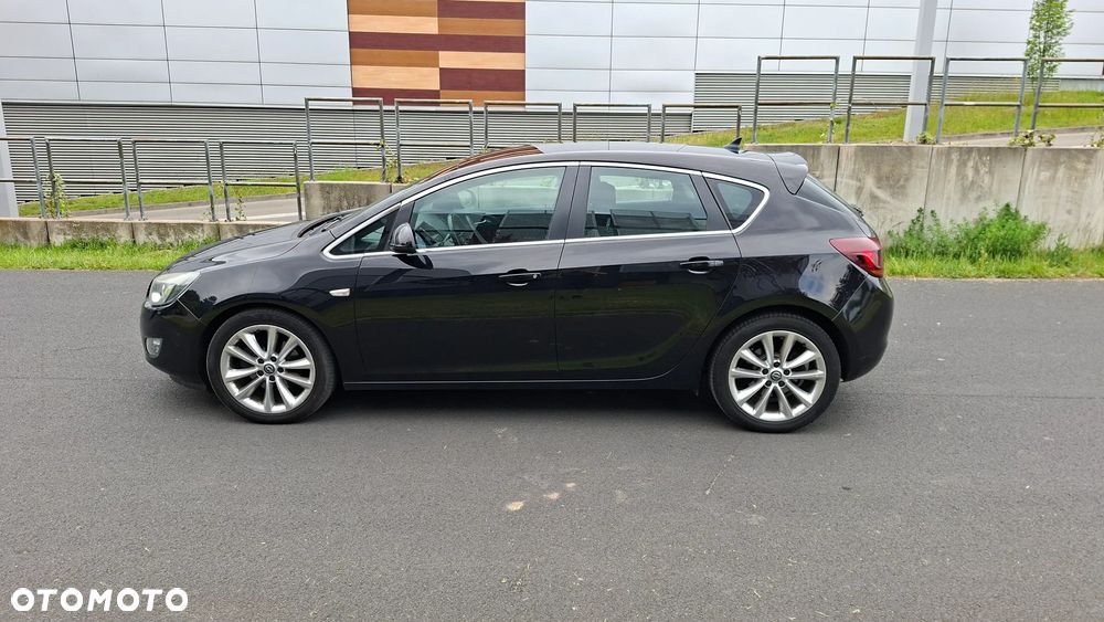 Opel Astra 1.6 Turbo Edition - 5