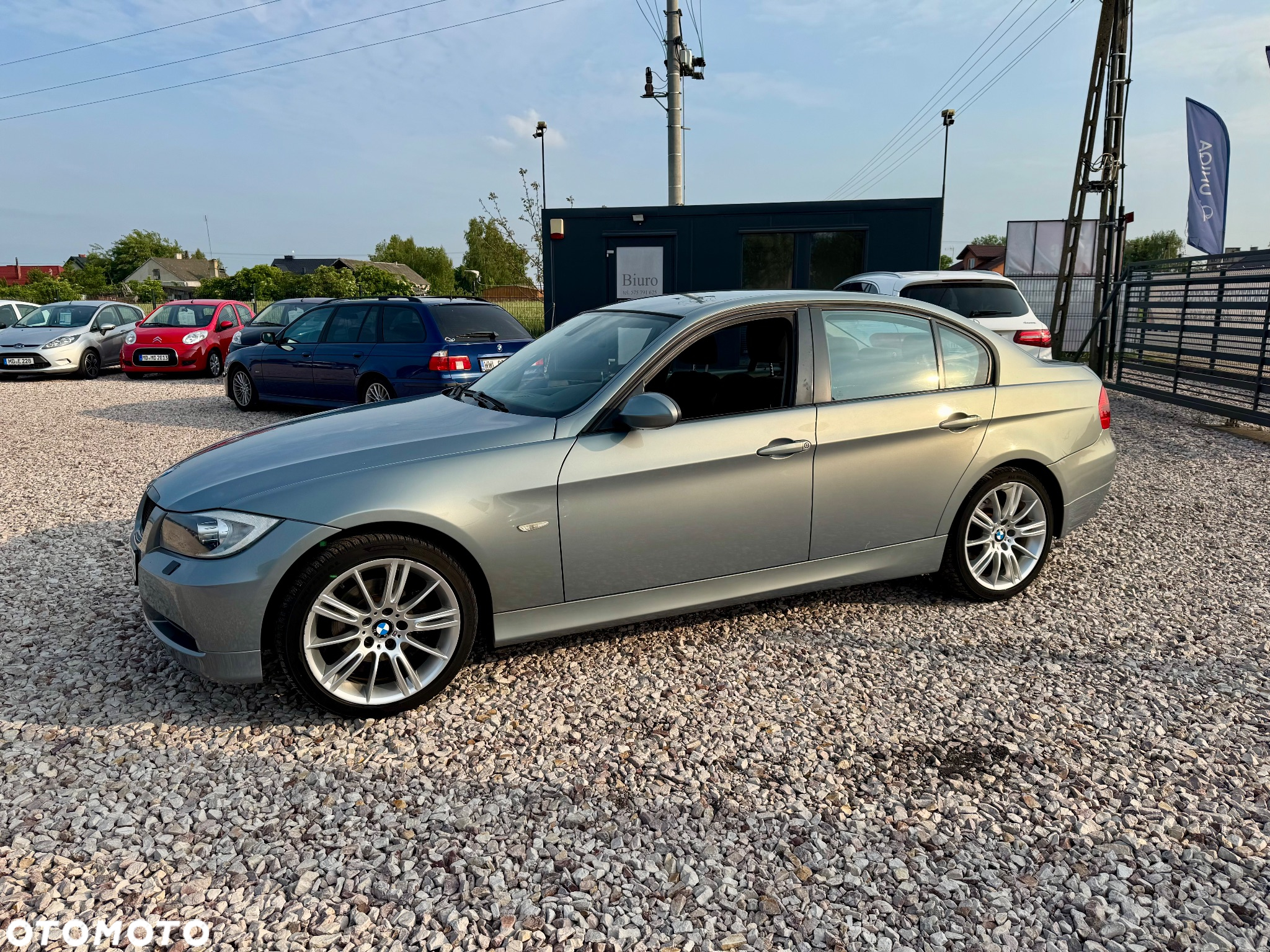 BMW Seria 3 318d - 23