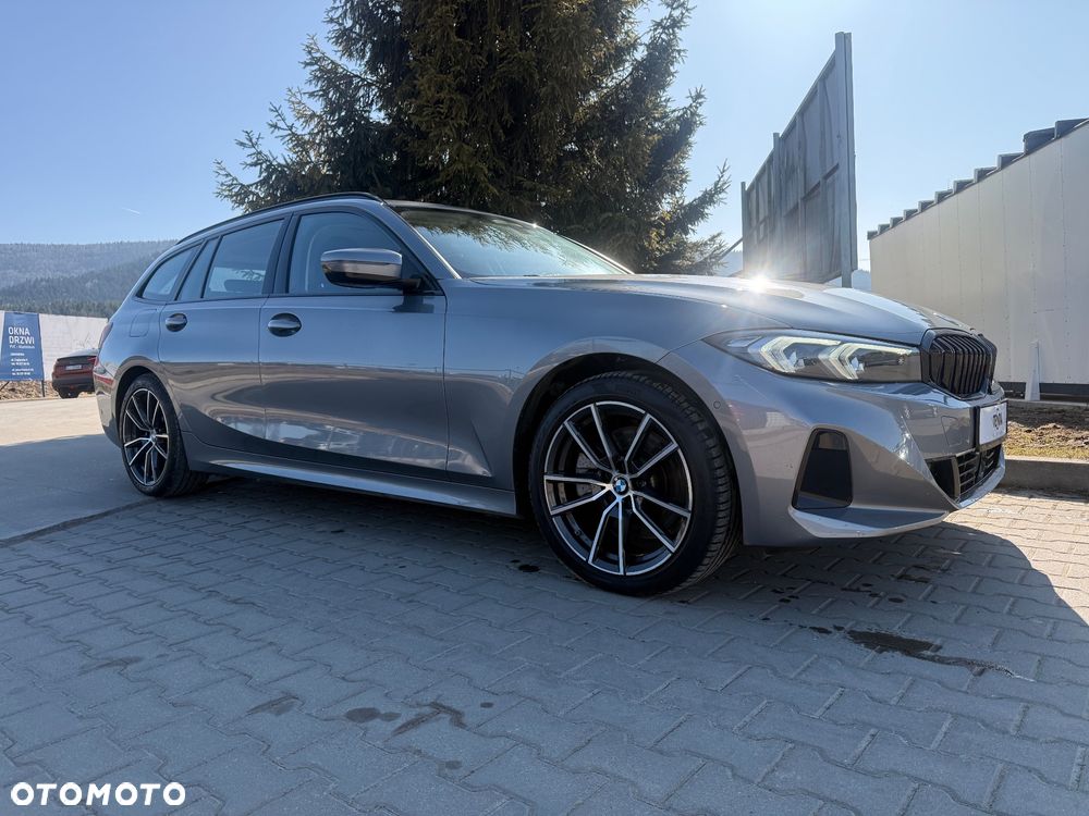 BMW Seria 3 330e xDrive M Sport sport - 1