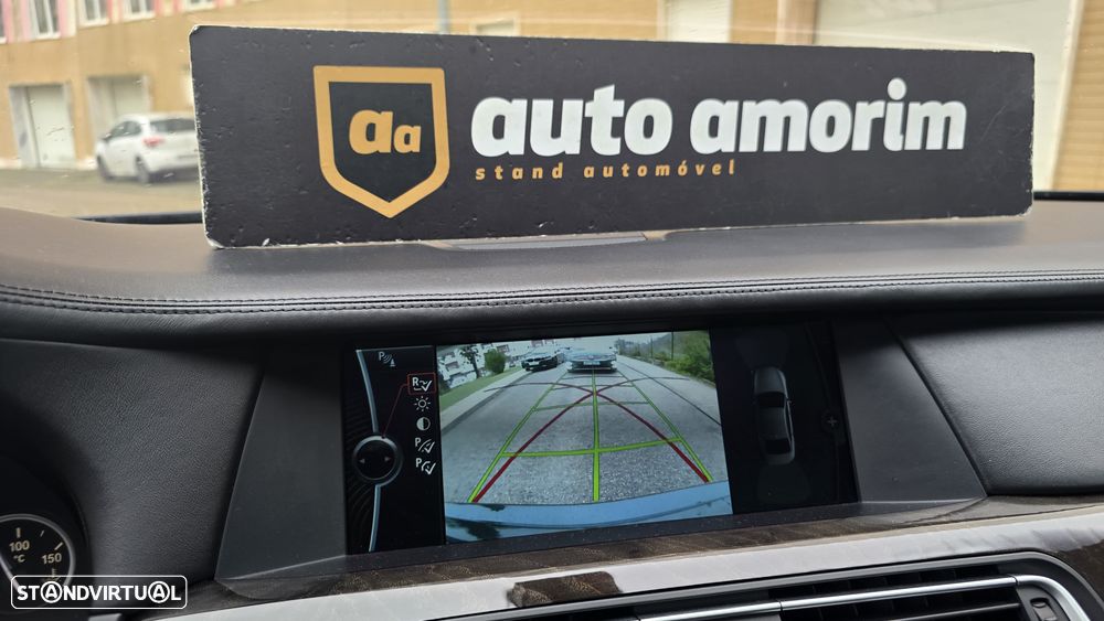 BMW 740 d Pack M - 39