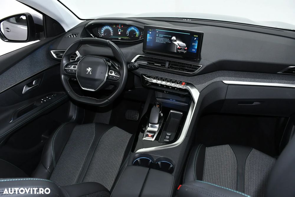 Peugeot 3008 225 e-EAT8 Allure - 5