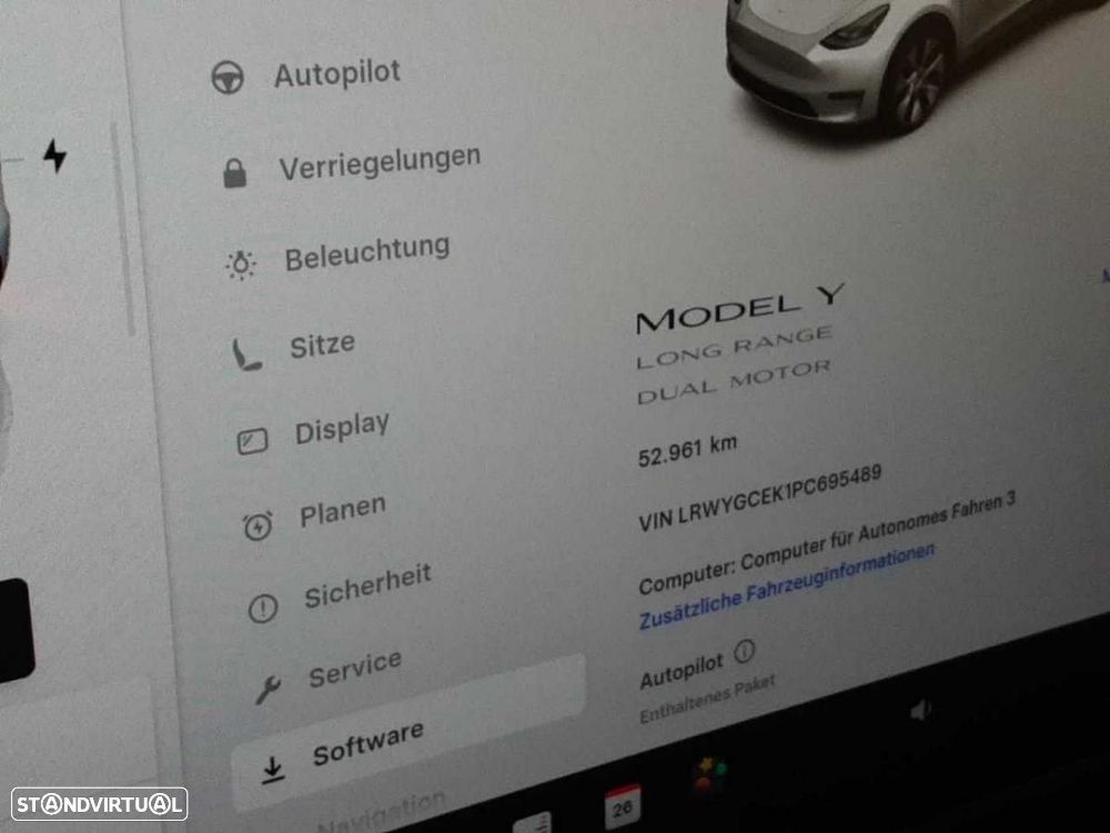 Tesla Model Y Long Range Dual Motor AWD - 4