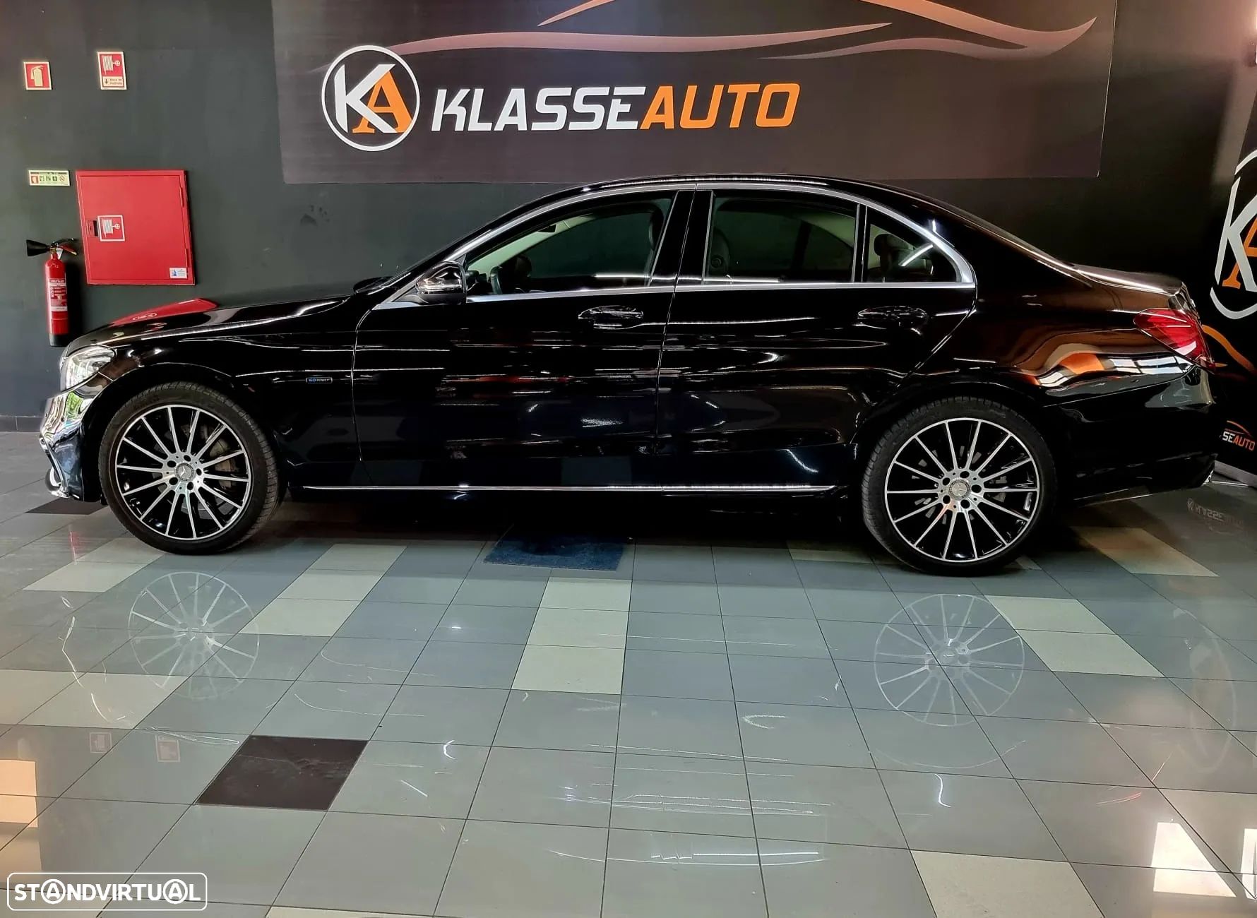 Mercedes-Benz C 300 de AMG Line - 1