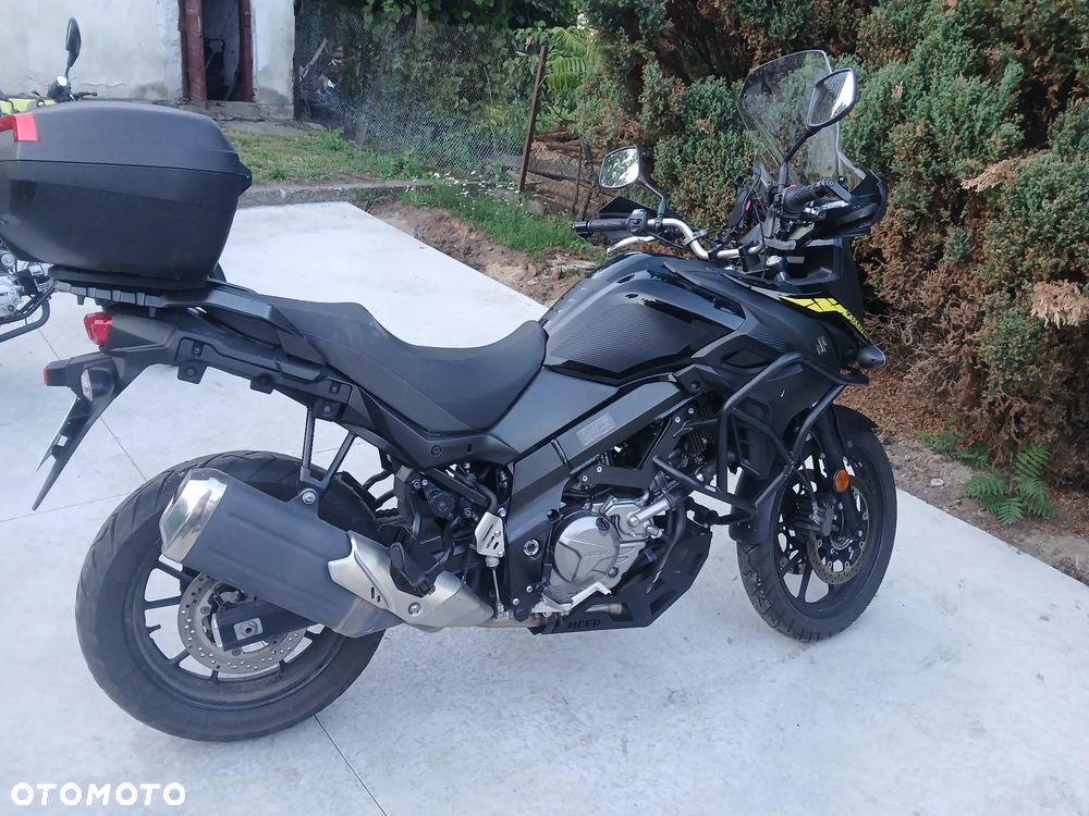 Suzuki V-STROM - 1