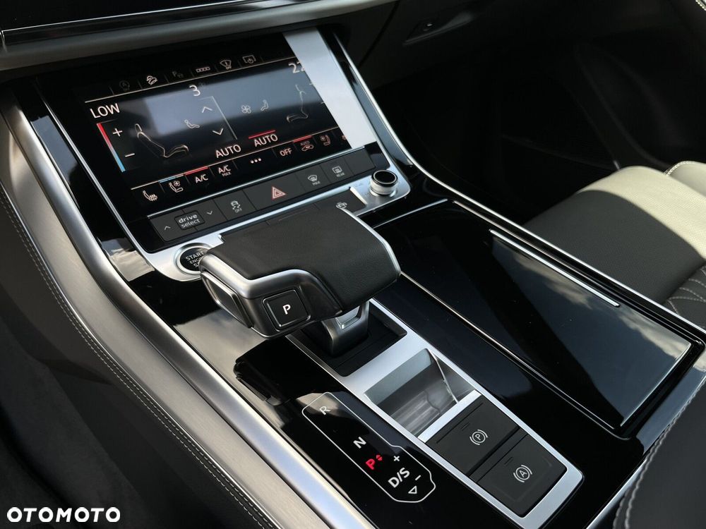 Audi Q8 - 28