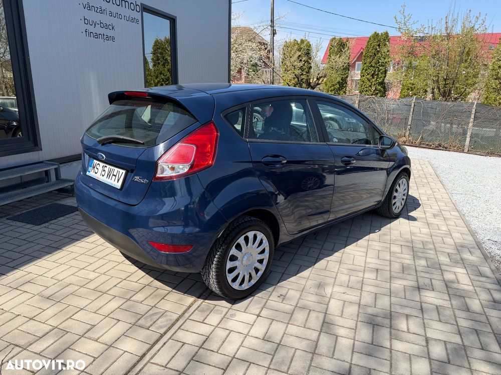 Ford Fiesta 1.5 TDCi DPF Trend - 4