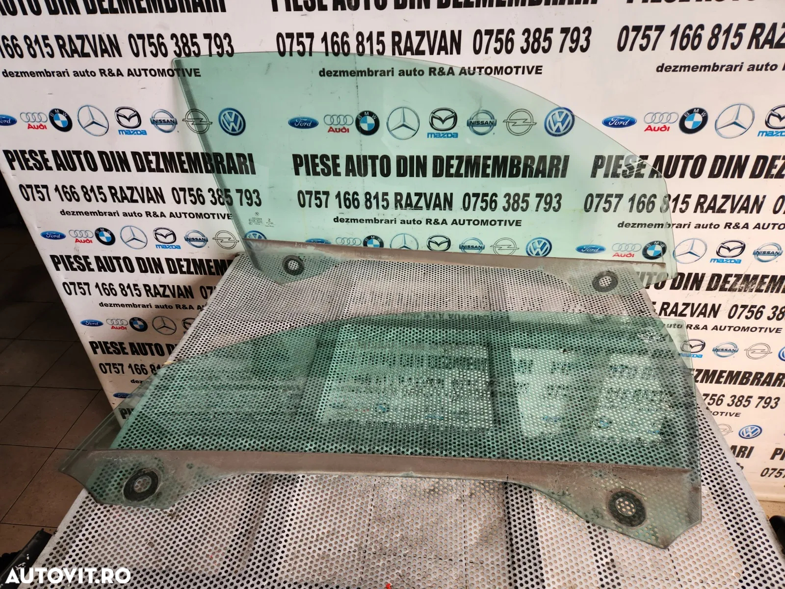 Geamuri Geam Stanga Dreapta Bmw Seria 4 Coupe Cabrio F32 F33 F82 F83 Dezmembrez Bmw Seria 4 F32 F33 - 2