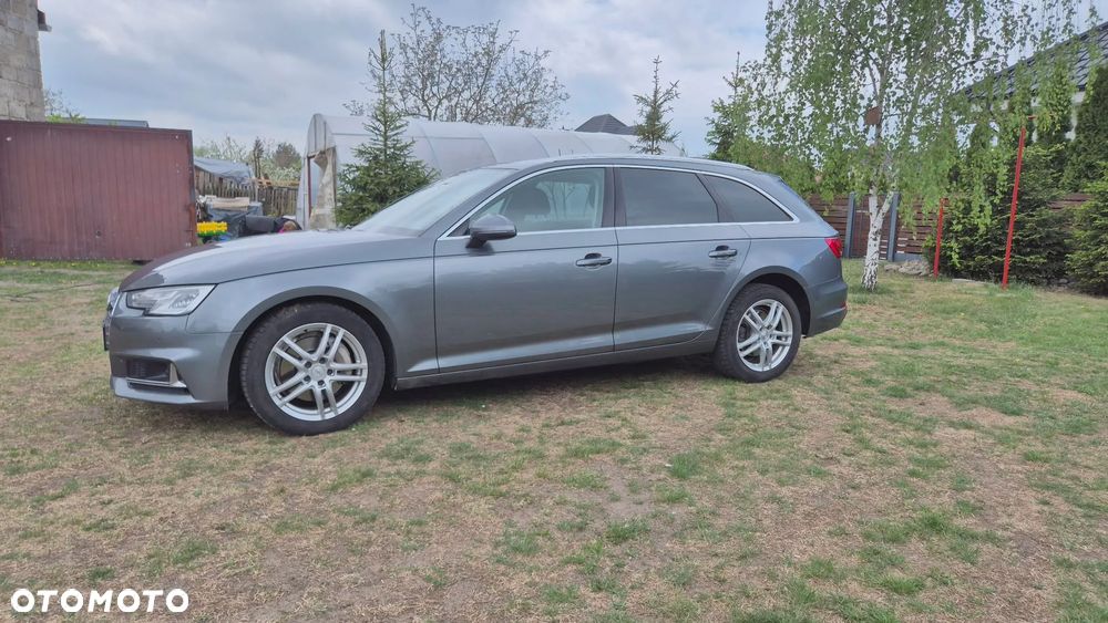 Audi A4 Avant 40 TDI S tronic - 5