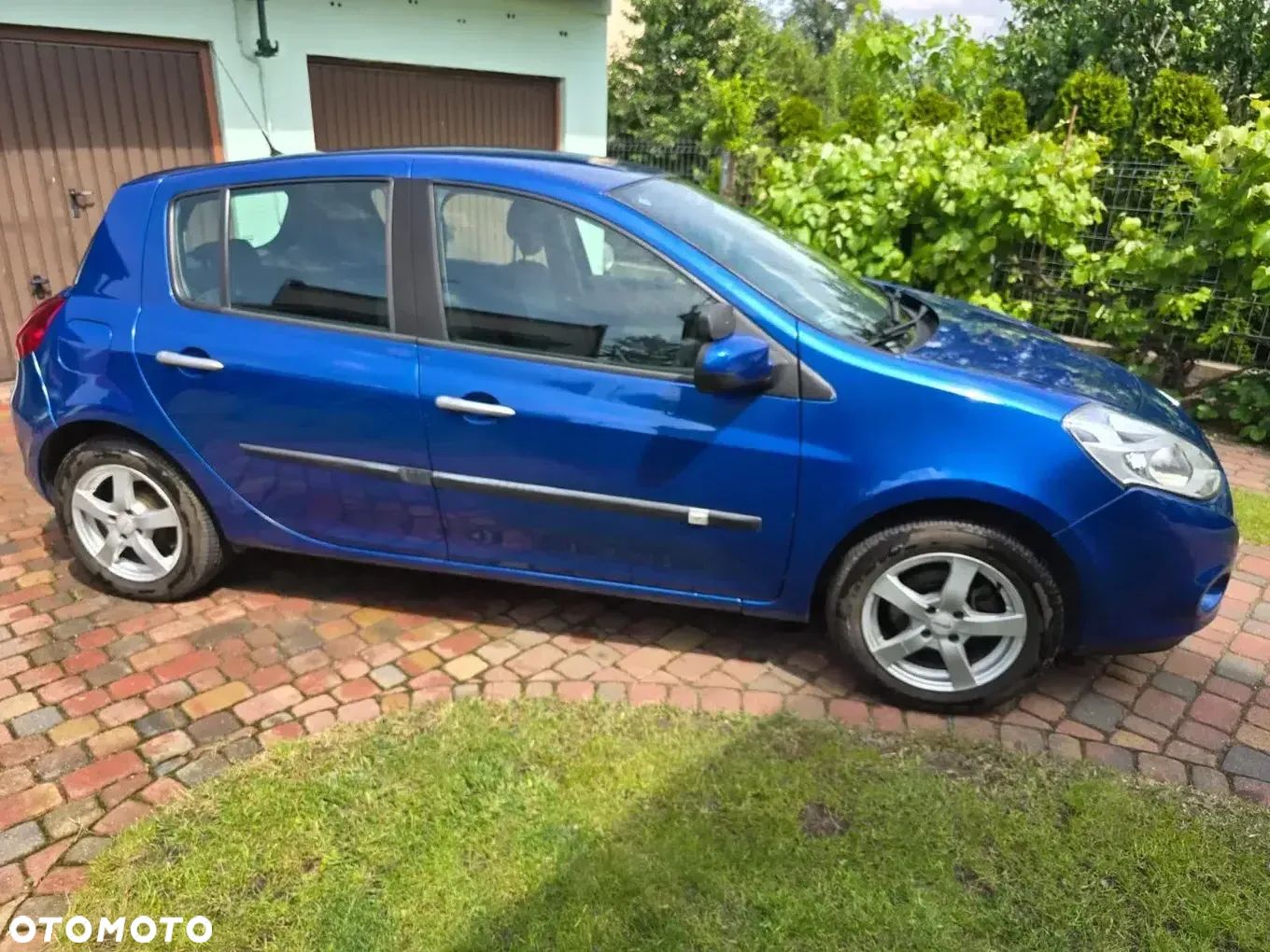 Renault Clio 1.2 16V Alize - 1