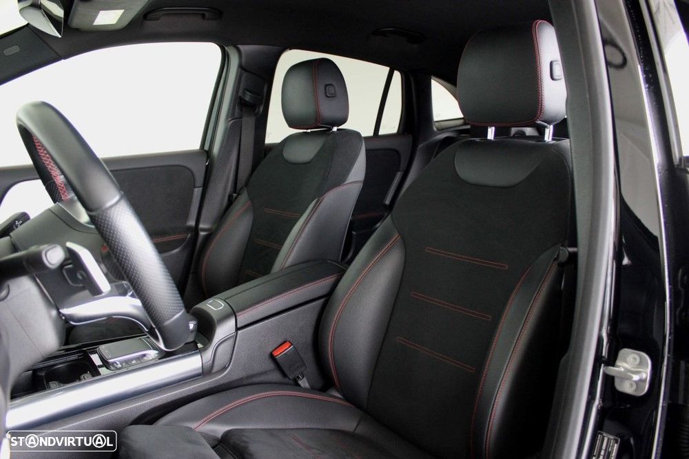 Mercedes-Benz GLA 180 d AMG Line - 16