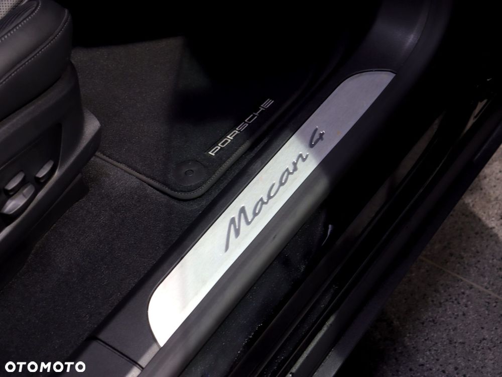 Porsche Macan 4 100kWh - 33