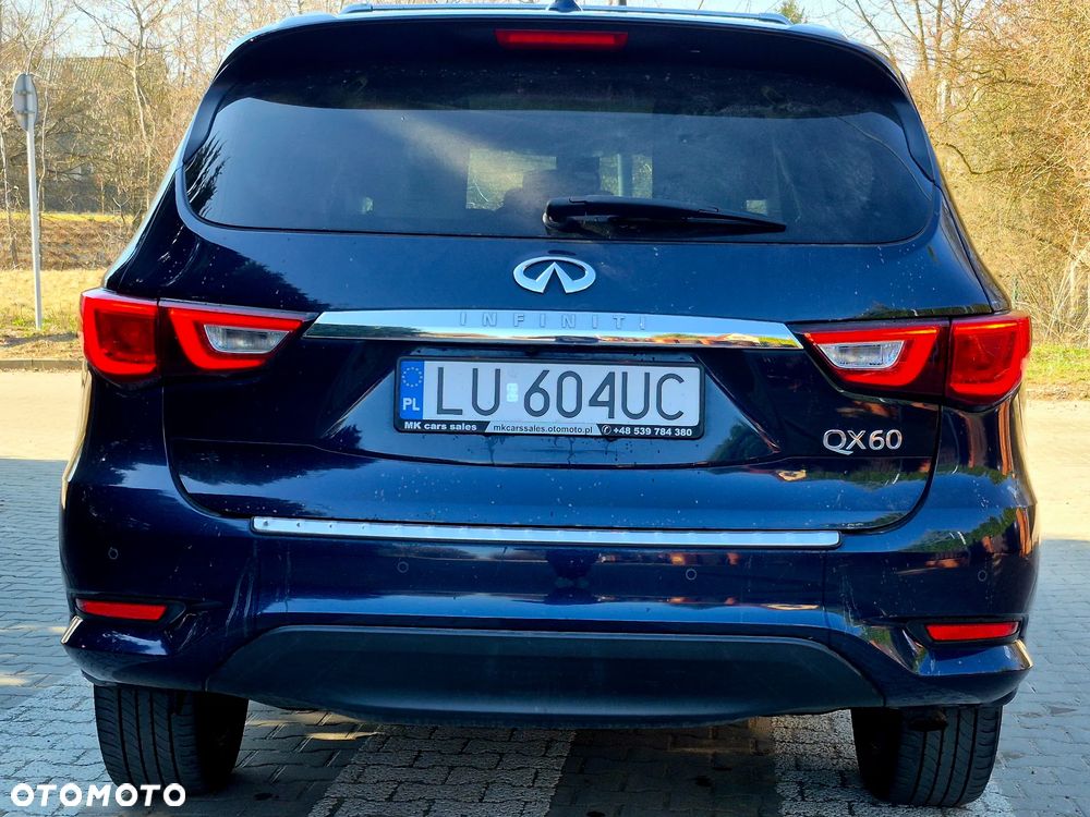 Infiniti QX60 - 11